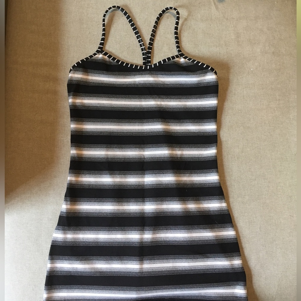 Lululemon Power Y tank, white and black, size 4